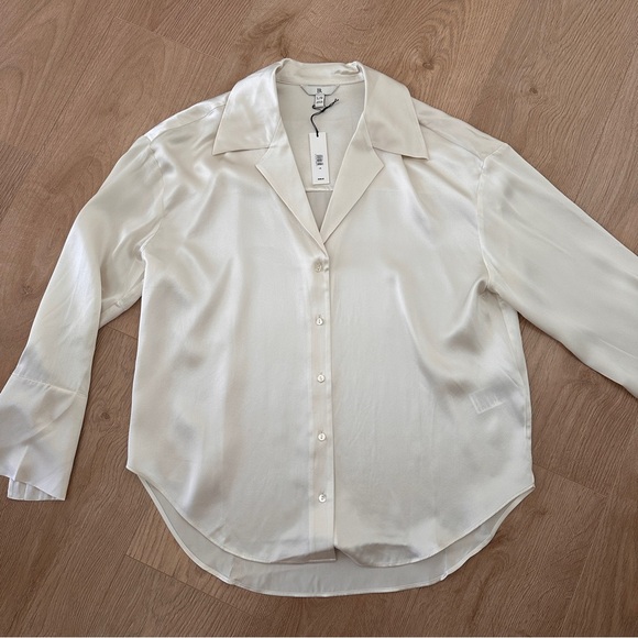 New With Tags 100% Silk Blouse/Shirt sz L - Champagne - Picture 3 of 15